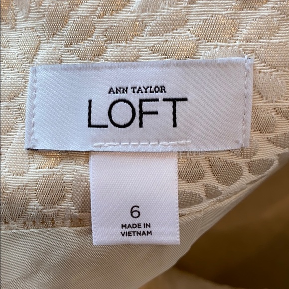 Loft size 6 pencil skirt - metallic detailing - Picture 7 of 8